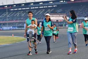 BIB: 52717, 52395
                            <button type="button" onclick="openModal(10564727)" class="btn btn-primary btn-sm float-right btn-popup" data-toggle="modal" data-target=".modal-high-quality">
                        <i class="fas fa-shopping-cart"></i> Add to Cart
                    </button>
                                            <button type="button" onclick="isThisMe(10564727, true)" class="btn btn-success btn-sm float-right btn-popup btn-isme hidden" data-toggle="tooltip" data-placement="bottom" title="นี่คือรูปของคุณใช่ไหม คลิกที่นี่เพื่อเอาเข้าอัลบั้ม">
                        <i class="fas fa-plus"></i> Add to album
                    </button>
                    <button type="button" onclick="isThisMe(10564727, false)" class="btn btn-warning btn-sm float-right btn-popup btn-isnotme hidden">
                        <i class="fas fa-ban"></i> Remove from album
                    </button>