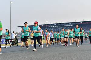 BIB: 891
                            <button type="button" onclick="openModal(10548195)" class="btn btn-primary btn-sm float-right btn-popup" data-toggle="modal" data-target=".modal-high-quality">
                        <i class="fas fa-shopping-cart"></i> Add to Cart
                    </button>
                                            <button type="button" onclick="isThisMe(10548195, true)" class="btn btn-success btn-sm float-right btn-popup btn-isme hidden" data-toggle="tooltip" data-placement="bottom" title="นี่คือรูปของคุณใช่ไหม คลิกที่นี่เพื่อเอาเข้าอัลบั้ม">
                        <i class="fas fa-plus"></i> Add to album
                    </button>
                    <button type="button" onclick="isThisMe(10548195, false)" class="btn btn-warning btn-sm float-right btn-popup btn-isnotme hidden">
                        <i class="fas fa-ban"></i> Remove from album
                    </button>