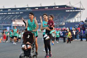 BIB: 5163
                            <button type="button" onclick="openModal(10564623)" class="btn btn-primary btn-sm float-right btn-popup" data-toggle="modal" data-target=".modal-high-quality">
                        <i class="fas fa-shopping-cart"></i> Add to Cart
                    </button>
                                            <button type="button" onclick="isThisMe(10564623, true)" class="btn btn-success btn-sm float-right btn-popup btn-isme hidden" data-toggle="tooltip" data-placement="bottom" title="นี่คือรูปของคุณใช่ไหม คลิกที่นี่เพื่อเอาเข้าอัลบั้ม">
                        <i class="fas fa-plus"></i> Add to album
                    </button>
                    <button type="button" onclick="isThisMe(10564623, false)" class="btn btn-warning btn-sm float-right btn-popup btn-isnotme hidden">
                        <i class="fas fa-ban"></i> Remove from album
                    </button>