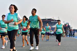 BIB: 53390, 1109, 5318, 0876
                            <button type="button" onclick="openModal(10549919)" class="btn btn-primary btn-sm float-right btn-popup" data-toggle="modal" data-target=".modal-high-quality">
                        <i class="fas fa-shopping-cart"></i> Add to Cart
                    </button>
                                            <button type="button" onclick="isThisMe(10549919, true)" class="btn btn-success btn-sm float-right btn-popup btn-isme hidden" data-toggle="tooltip" data-placement="bottom" title="นี่คือรูปของคุณใช่ไหม คลิกที่นี่เพื่อเอาเข้าอัลบั้ม">
                        <i class="fas fa-plus"></i> Add to album
                    </button>
                    <button type="button" onclick="isThisMe(10549919, false)" class="btn btn-warning btn-sm float-right btn-popup btn-isnotme hidden">
                        <i class="fas fa-ban"></i> Remove from album
                    </button>