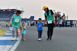 BIB: 53209, 53210
                            <button type="button" onclick="openModal(10564815)" class="btn btn-primary btn-sm float-right btn-popup" data-toggle="modal" data-target=".modal-high-quality">
                        <i class="fas fa-shopping-cart"></i> Add to Cart
                    </button>
                                            <button type="button" onclick="isThisMe(10564815, true)" class="btn btn-success btn-sm float-right btn-popup btn-isme hidden" data-toggle="tooltip" data-placement="bottom" title="นี่คือรูปของคุณใช่ไหม คลิกที่นี่เพื่อเอาเข้าอัลบั้ม">
                        <i class="fas fa-plus"></i> Add to album
                    </button>
                    <button type="button" onclick="isThisMe(10564815, false)" class="btn btn-warning btn-sm float-right btn-popup btn-isnotme hidden">
                        <i class="fas fa-ban"></i> Remove from album
                    </button>