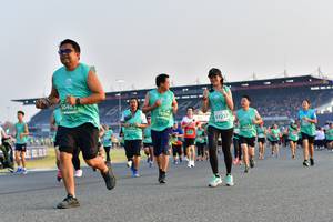 BIB: 50483, 70306, 1237
                            <button type="button" onclick="openModal(10546529)" class="btn btn-primary btn-sm float-right btn-popup" data-toggle="modal" data-target=".modal-high-quality">
                        <i class="fas fa-shopping-cart"></i> Add to Cart
                    </button>
                                            <button type="button" onclick="isThisMe(10546529, true)" class="btn btn-success btn-sm float-right btn-popup btn-isme hidden" data-toggle="tooltip" data-placement="bottom" title="นี่คือรูปของคุณใช่ไหม คลิกที่นี่เพื่อเอาเข้าอัลบั้ม">
                        <i class="fas fa-plus"></i> Add to album
                    </button>
                    <button type="button" onclick="isThisMe(10546529, false)" class="btn btn-warning btn-sm float-right btn-popup btn-isnotme hidden">
                        <i class="fas fa-ban"></i> Remove from album
                    </button>