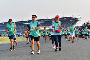 BIB: 52904, 52013
                            <button type="button" onclick="openModal(10545439)" class="btn btn-primary btn-sm float-right btn-popup" data-toggle="modal" data-target=".modal-high-quality">
                        <i class="fas fa-shopping-cart"></i> Add to Cart
                    </button>
                                            <button type="button" onclick="isThisMe(10545439, true)" class="btn btn-success btn-sm float-right btn-popup btn-isme hidden" data-toggle="tooltip" data-placement="bottom" title="นี่คือรูปของคุณใช่ไหม คลิกที่นี่เพื่อเอาเข้าอัลบั้ม">
                        <i class="fas fa-plus"></i> Add to album
                    </button>
                    <button type="button" onclick="isThisMe(10545439, false)" class="btn btn-warning btn-sm float-right btn-popup btn-isnotme hidden">
                        <i class="fas fa-ban"></i> Remove from album
                    </button>