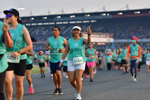 BIB: 51867, 52583, 83389
                            <button type="button" onclick="openModal(10561509)" class="btn btn-primary btn-sm float-right btn-popup" data-toggle="modal" data-target=".modal-high-quality">
                        <i class="fas fa-shopping-cart"></i> Add to Cart
                    </button>
                                            <button type="button" onclick="isThisMe(10561509, true)" class="btn btn-success btn-sm float-right btn-popup btn-isme hidden" data-toggle="tooltip" data-placement="bottom" title="นี่คือรูปของคุณใช่ไหม คลิกที่นี่เพื่อเอาเข้าอัลบั้ม">
                        <i class="fas fa-plus"></i> Add to album
                    </button>
                    <button type="button" onclick="isThisMe(10561509, false)" class="btn btn-warning btn-sm float-right btn-popup btn-isnotme hidden">
                        <i class="fas fa-ban"></i> Remove from album
                    </button>