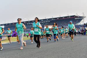 BIB: 52715, 3388
                            <button type="button" onclick="openModal(10552478)" class="btn btn-primary btn-sm float-right btn-popup" data-toggle="modal" data-target=".modal-high-quality">
                        <i class="fas fa-shopping-cart"></i> Add to Cart
                    </button>
                                            <button type="button" onclick="isThisMe(10552478, true)" class="btn btn-success btn-sm float-right btn-popup btn-isme hidden" data-toggle="tooltip" data-placement="bottom" title="นี่คือรูปของคุณใช่ไหม คลิกที่นี่เพื่อเอาเข้าอัลบั้ม">
                        <i class="fas fa-plus"></i> Add to album
                    </button>
                    <button type="button" onclick="isThisMe(10552478, false)" class="btn btn-warning btn-sm float-right btn-popup btn-isnotme hidden">
                        <i class="fas fa-ban"></i> Remove from album
                    </button>