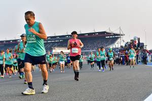 BIB: 51640, 50658
                            <button type="button" onclick="openModal(10547328)" class="btn btn-primary btn-sm float-right btn-popup" data-toggle="modal" data-target=".modal-high-quality">
                        <i class="fas fa-shopping-cart"></i> Add to Cart
                    </button>
                                            <button type="button" onclick="isThisMe(10547328, true)" class="btn btn-success btn-sm float-right btn-popup btn-isme hidden" data-toggle="tooltip" data-placement="bottom" title="นี่คือรูปของคุณใช่ไหม คลิกที่นี่เพื่อเอาเข้าอัลบั้ม">
                        <i class="fas fa-plus"></i> Add to album
                    </button>
                    <button type="button" onclick="isThisMe(10547328, false)" class="btn btn-warning btn-sm float-right btn-popup btn-isnotme hidden">
                        <i class="fas fa-ban"></i> Remove from album
                    </button>