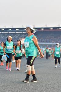 BIB: 1261
                            <button type="button" onclick="openModal(10562955)" class="btn btn-primary btn-sm float-right btn-popup" data-toggle="modal" data-target=".modal-high-quality">
                        <i class="fas fa-shopping-cart"></i> Add to Cart
                    </button>
                                            <button type="button" onclick="isThisMe(10562955, true)" class="btn btn-success btn-sm float-right btn-popup btn-isme hidden" data-toggle="tooltip" data-placement="bottom" title="นี่คือรูปของคุณใช่ไหม คลิกที่นี่เพื่อเอาเข้าอัลบั้ม">
                        <i class="fas fa-plus"></i> Add to album
                    </button>
                    <button type="button" onclick="isThisMe(10562955, false)" class="btn btn-warning btn-sm float-right btn-popup btn-isnotme hidden">
                        <i class="fas fa-ban"></i> Remove from album
                    </button>