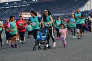 BIB: 51295, 708, 50135
                            <button type="button" onclick="openModal(10562860)" class="btn btn-primary btn-sm float-right btn-popup" data-toggle="modal" data-target=".modal-high-quality">
                        <i class="fas fa-shopping-cart"></i> Add to Cart
                    </button>
                                            <button type="button" onclick="isThisMe(10562860, true)" class="btn btn-success btn-sm float-right btn-popup btn-isme hidden" data-toggle="tooltip" data-placement="bottom" title="นี่คือรูปของคุณใช่ไหม คลิกที่นี่เพื่อเอาเข้าอัลบั้ม">
                        <i class="fas fa-plus"></i> Add to album
                    </button>
                    <button type="button" onclick="isThisMe(10562860, false)" class="btn btn-warning btn-sm float-right btn-popup btn-isnotme hidden">
                        <i class="fas fa-ban"></i> Remove from album
                    </button>