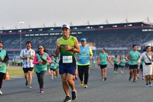 BIB: 1615, 50899
                            <button type="button" onclick="openModal(10561191)" class="btn btn-primary btn-sm float-right btn-popup" data-toggle="modal" data-target=".modal-high-quality">
                        <i class="fas fa-shopping-cart"></i> Add to Cart
                    </button>
                                            <button type="button" onclick="isThisMe(10561191, true)" class="btn btn-success btn-sm float-right btn-popup btn-isme hidden" data-toggle="tooltip" data-placement="bottom" title="นี่คือรูปของคุณใช่ไหม คลิกที่นี่เพื่อเอาเข้าอัลบั้ม">
                        <i class="fas fa-plus"></i> Add to album
                    </button>
                    <button type="button" onclick="isThisMe(10561191, false)" class="btn btn-warning btn-sm float-right btn-popup btn-isnotme hidden">
                        <i class="fas fa-ban"></i> Remove from album
                    </button>