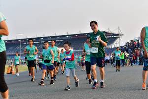 BIB: 53074, 510, 007, 063
                            <button type="button" onclick="openModal(10555973)" class="btn btn-primary btn-sm float-right btn-popup" data-toggle="modal" data-target=".modal-high-quality">
                        <i class="fas fa-shopping-cart"></i> Add to Cart
                    </button>
                                            <button type="button" onclick="isThisMe(10555973, true)" class="btn btn-success btn-sm float-right btn-popup btn-isme hidden" data-toggle="tooltip" data-placement="bottom" title="นี่คือรูปของคุณใช่ไหม คลิกที่นี่เพื่อเอาเข้าอัลบั้ม">
                        <i class="fas fa-plus"></i> Add to album
                    </button>
                    <button type="button" onclick="isThisMe(10555973, false)" class="btn btn-warning btn-sm float-right btn-popup btn-isnotme hidden">
                        <i class="fas fa-ban"></i> Remove from album
                    </button>