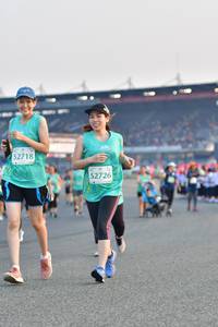 BIB: 52718, 52726
                            <button type="button" onclick="openModal(10563593)" class="btn btn-primary btn-sm float-right btn-popup" data-toggle="modal" data-target=".modal-high-quality">
                        <i class="fas fa-shopping-cart"></i> Add to Cart
                    </button>
                                            <button type="button" onclick="isThisMe(10563593, true)" class="btn btn-success btn-sm float-right btn-popup btn-isme hidden" data-toggle="tooltip" data-placement="bottom" title="นี่คือรูปของคุณใช่ไหม คลิกที่นี่เพื่อเอาเข้าอัลบั้ม">
                        <i class="fas fa-plus"></i> Add to album
                    </button>
                    <button type="button" onclick="isThisMe(10563593, false)" class="btn btn-warning btn-sm float-right btn-popup btn-isnotme hidden">
                        <i class="fas fa-ban"></i> Remove from album
                    </button>