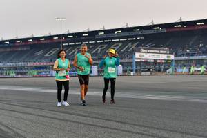 BIB: 5291, 52756
                            <button type="button" onclick="openModal(10564900)" class="btn btn-primary btn-sm float-right btn-popup" data-toggle="modal" data-target=".modal-high-quality">
                        <i class="fas fa-shopping-cart"></i> Add to Cart
                    </button>
                                            <button type="button" onclick="isThisMe(10564900, true)" class="btn btn-success btn-sm float-right btn-popup btn-isme hidden" data-toggle="tooltip" data-placement="bottom" title="นี่คือรูปของคุณใช่ไหม คลิกที่นี่เพื่อเอาเข้าอัลบั้ม">
                        <i class="fas fa-plus"></i> Add to album
                    </button>
                    <button type="button" onclick="isThisMe(10564900, false)" class="btn btn-warning btn-sm float-right btn-popup btn-isnotme hidden">
                        <i class="fas fa-ban"></i> Remove from album
                    </button>