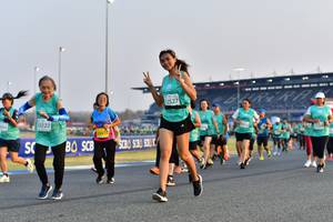 BIB: 2527, 53122
                            <button type="button" onclick="openModal(10559655)" class="btn btn-primary btn-sm float-right btn-popup" data-toggle="modal" data-target=".modal-high-quality">
                        <i class="fas fa-shopping-cart"></i> Add to Cart
                    </button>
                                            <button type="button" onclick="isThisMe(10559655, true)" class="btn btn-success btn-sm float-right btn-popup btn-isme hidden" data-toggle="tooltip" data-placement="bottom" title="นี่คือรูปของคุณใช่ไหม คลิกที่นี่เพื่อเอาเข้าอัลบั้ม">
                        <i class="fas fa-plus"></i> Add to album
                    </button>
                    <button type="button" onclick="isThisMe(10559655, false)" class="btn btn-warning btn-sm float-right btn-popup btn-isnotme hidden">
                        <i class="fas fa-ban"></i> Remove from album
                    </button>