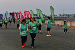 BIB: 1034, 52676
                            <button type="button" onclick="openModal(10565218)" class="btn btn-primary btn-sm float-right btn-popup" data-toggle="modal" data-target=".modal-high-quality">
                        <i class="fas fa-shopping-cart"></i> Add to Cart
                    </button>
                                            <button type="button" onclick="isThisMe(10565218, true)" class="btn btn-success btn-sm float-right btn-popup btn-isme hidden" data-toggle="tooltip" data-placement="bottom" title="นี่คือรูปของคุณใช่ไหม คลิกที่นี่เพื่อเอาเข้าอัลบั้ม">
                        <i class="fas fa-plus"></i> Add to album
                    </button>
                    <button type="button" onclick="isThisMe(10565218, false)" class="btn btn-warning btn-sm float-right btn-popup btn-isnotme hidden">
                        <i class="fas fa-ban"></i> Remove from album
                    </button>