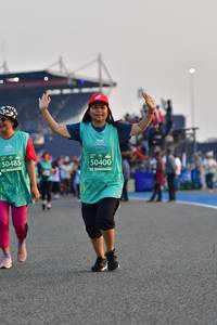 BIB: 50485, 50400
                            <button type="button" onclick="openModal(10562431)" class="btn btn-primary btn-sm float-right btn-popup" data-toggle="modal" data-target=".modal-high-quality">
                        <i class="fas fa-shopping-cart"></i> Add to Cart
                    </button>
                                            <button type="button" onclick="isThisMe(10562431, true)" class="btn btn-success btn-sm float-right btn-popup btn-isme hidden" data-toggle="tooltip" data-placement="bottom" title="นี่คือรูปของคุณใช่ไหม คลิกที่นี่เพื่อเอาเข้าอัลบั้ม">
                        <i class="fas fa-plus"></i> Add to album
                    </button>
                    <button type="button" onclick="isThisMe(10562431, false)" class="btn btn-warning btn-sm float-right btn-popup btn-isnotme hidden">
                        <i class="fas fa-ban"></i> Remove from album
                    </button>