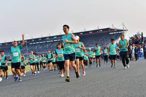 BIB: 50272, 614
                            <button type="button" onclick="openModal(10552599)" class="btn btn-primary btn-sm float-right btn-popup" data-toggle="modal" data-target=".modal-high-quality">
                        <i class="fas fa-shopping-cart"></i> Add to Cart
                    </button>
                                            <button type="button" onclick="isThisMe(10552599, true)" class="btn btn-success btn-sm float-right btn-popup btn-isme hidden" data-toggle="tooltip" data-placement="bottom" title="นี่คือรูปของคุณใช่ไหม คลิกที่นี่เพื่อเอาเข้าอัลบั้ม">
                        <i class="fas fa-plus"></i> Add to album
                    </button>
                    <button type="button" onclick="isThisMe(10552599, false)" class="btn btn-warning btn-sm float-right btn-popup btn-isnotme hidden">
                        <i class="fas fa-ban"></i> Remove from album
                    </button>