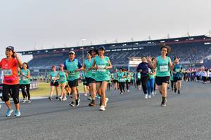 BIB: 1018, 50764, 2233
                            <button type="button" onclick="openModal(10553049)" class="btn btn-primary btn-sm float-right btn-popup" data-toggle="modal" data-target=".modal-high-quality">
                        <i class="fas fa-shopping-cart"></i> Add to Cart
                    </button>
                                            <button type="button" onclick="isThisMe(10553049, true)" class="btn btn-success btn-sm float-right btn-popup btn-isme hidden" data-toggle="tooltip" data-placement="bottom" title="นี่คือรูปของคุณใช่ไหม คลิกที่นี่เพื่อเอาเข้าอัลบั้ม">
                        <i class="fas fa-plus"></i> Add to album
                    </button>
                    <button type="button" onclick="isThisMe(10553049, false)" class="btn btn-warning btn-sm float-right btn-popup btn-isnotme hidden">
                        <i class="fas fa-ban"></i> Remove from album
                    </button>