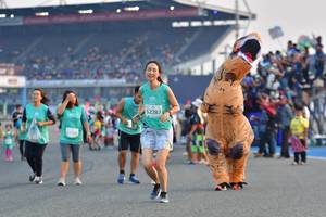 BIB: 52287
                            <button type="button" onclick="openModal(10564370)" class="btn btn-primary btn-sm float-right btn-popup" data-toggle="modal" data-target=".modal-high-quality">
                        <i class="fas fa-shopping-cart"></i> Add to Cart
                    </button>
                                            <button type="button" onclick="isThisMe(10564370, true)" class="btn btn-success btn-sm float-right btn-popup btn-isme hidden" data-toggle="tooltip" data-placement="bottom" title="นี่คือรูปของคุณใช่ไหม คลิกที่นี่เพื่อเอาเข้าอัลบั้ม">
                        <i class="fas fa-plus"></i> Add to album
                    </button>
                    <button type="button" onclick="isThisMe(10564370, false)" class="btn btn-warning btn-sm float-right btn-popup btn-isnotme hidden">
                        <i class="fas fa-ban"></i> Remove from album
                    </button>