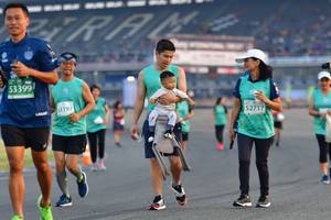 BIB: 53399, 51197, 52717
                            <button type="button" onclick="openModal(10564697)" class="btn btn-primary btn-sm float-right btn-popup" data-toggle="modal" data-target=".modal-high-quality">
                        <i class="fas fa-shopping-cart"></i> Add to Cart
                    </button>
                                            <button type="button" onclick="isThisMe(10564697, true)" class="btn btn-success btn-sm float-right btn-popup btn-isme hidden" data-toggle="tooltip" data-placement="bottom" title="นี่คือรูปของคุณใช่ไหม คลิกที่นี่เพื่อเอาเข้าอัลบั้ม">
                        <i class="fas fa-plus"></i> Add to album
                    </button>
                    <button type="button" onclick="isThisMe(10564697, false)" class="btn btn-warning btn-sm float-right btn-popup btn-isnotme hidden">
                        <i class="fas fa-ban"></i> Remove from album
                    </button>