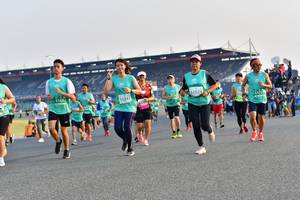 BIB: 1682, 53242, 1024
                            <button type="button" onclick="openModal(10543167)" class="btn btn-primary btn-sm float-right btn-popup" data-toggle="modal" data-target=".modal-high-quality">
                        <i class="fas fa-shopping-cart"></i> Add to Cart
                    </button>
                                            <button type="button" onclick="isThisMe(10543167, true)" class="btn btn-success btn-sm float-right btn-popup btn-isme hidden" data-toggle="tooltip" data-placement="bottom" title="นี่คือรูปของคุณใช่ไหม คลิกที่นี่เพื่อเอาเข้าอัลบั้ม">
                        <i class="fas fa-plus"></i> Add to album
                    </button>
                    <button type="button" onclick="isThisMe(10543167, false)" class="btn btn-warning btn-sm float-right btn-popup btn-isnotme hidden">
                        <i class="fas fa-ban"></i> Remove from album
                    </button>