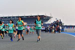 BIB: 2692, 50666
                            <button type="button" onclick="openModal(10561065)" class="btn btn-primary btn-sm float-right btn-popup" data-toggle="modal" data-target=".modal-high-quality">
                        <i class="fas fa-shopping-cart"></i> Add to Cart
                    </button>
                                            <button type="button" onclick="isThisMe(10561065, true)" class="btn btn-success btn-sm float-right btn-popup btn-isme hidden" data-toggle="tooltip" data-placement="bottom" title="นี่คือรูปของคุณใช่ไหม คลิกที่นี่เพื่อเอาเข้าอัลบั้ม">
                        <i class="fas fa-plus"></i> Add to album
                    </button>
                    <button type="button" onclick="isThisMe(10561065, false)" class="btn btn-warning btn-sm float-right btn-popup btn-isnotme hidden">
                        <i class="fas fa-ban"></i> Remove from album
                    </button>