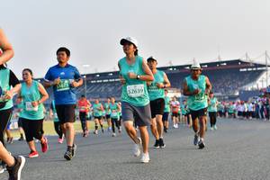 BIB: 51673, 5200, 52639, 515
                            <button type="button" onclick="openModal(10546367)" class="btn btn-primary btn-sm float-right btn-popup" data-toggle="modal" data-target=".modal-high-quality">
                        <i class="fas fa-shopping-cart"></i> Add to Cart
                    </button>
                                            <button type="button" onclick="isThisMe(10546367, true)" class="btn btn-success btn-sm float-right btn-popup btn-isme hidden" data-toggle="tooltip" data-placement="bottom" title="นี่คือรูปของคุณใช่ไหม คลิกที่นี่เพื่อเอาเข้าอัลบั้ม">
                        <i class="fas fa-plus"></i> Add to album
                    </button>
                    <button type="button" onclick="isThisMe(10546367, false)" class="btn btn-warning btn-sm float-right btn-popup btn-isnotme hidden">
                        <i class="fas fa-ban"></i> Remove from album
                    </button>