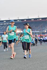 BIB: 52718, 52726
                            <button type="button" onclick="openModal(10563586)" class="btn btn-primary btn-sm float-right btn-popup" data-toggle="modal" data-target=".modal-high-quality">
                        <i class="fas fa-shopping-cart"></i> Add to Cart
                    </button>
                                            <button type="button" onclick="isThisMe(10563586, true)" class="btn btn-success btn-sm float-right btn-popup btn-isme hidden" data-toggle="tooltip" data-placement="bottom" title="นี่คือรูปของคุณใช่ไหม คลิกที่นี่เพื่อเอาเข้าอัลบั้ม">
                        <i class="fas fa-plus"></i> Add to album
                    </button>
                    <button type="button" onclick="isThisMe(10563586, false)" class="btn btn-warning btn-sm float-right btn-popup btn-isnotme hidden">
                        <i class="fas fa-ban"></i> Remove from album
                    </button>