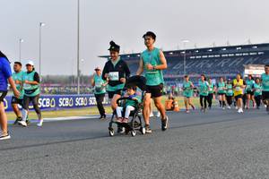 BIB: 0696
                            <button type="button" onclick="openModal(10559933)" class="btn btn-primary btn-sm float-right btn-popup" data-toggle="modal" data-target=".modal-high-quality">
                        <i class="fas fa-shopping-cart"></i> Add to Cart
                    </button>
                                            <button type="button" onclick="isThisMe(10559933, true)" class="btn btn-success btn-sm float-right btn-popup btn-isme hidden" data-toggle="tooltip" data-placement="bottom" title="นี่คือรูปของคุณใช่ไหม คลิกที่นี่เพื่อเอาเข้าอัลบั้ม">
                        <i class="fas fa-plus"></i> Add to album
                    </button>
                    <button type="button" onclick="isThisMe(10559933, false)" class="btn btn-warning btn-sm float-right btn-popup btn-isnotme hidden">
                        <i class="fas fa-ban"></i> Remove from album
                    </button>