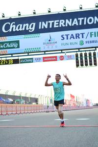 BIB: 2020, 2718, 51762
                            <button type="button" onclick="openModal(10483188)" class="btn btn-primary btn-sm float-right btn-popup" data-toggle="modal" data-target=".modal-high-quality">
                        <i class="fas fa-shopping-cart"></i> Add to Cart
                    </button>
                                            <button type="button" onclick="isThisMe(10483188, true)" class="btn btn-success btn-sm float-right btn-popup btn-isme hidden" data-toggle="tooltip" data-placement="bottom" title="นี่คือรูปของคุณใช่ไหม คลิกที่นี่เพื่อเอาเข้าอัลบั้ม">
                        <i class="fas fa-plus"></i> Add to album
                    </button>
                    <button type="button" onclick="isThisMe(10483188, false)" class="btn btn-warning btn-sm float-right btn-popup btn-isnotme hidden">
                        <i class="fas fa-ban"></i> Remove from album
                    </button>