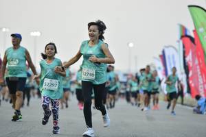 BIB: 2740, 52297
                            <button type="button" onclick="openModal(10522864)" class="btn btn-primary btn-sm float-right btn-popup" data-toggle="modal" data-target=".modal-high-quality">
                        <i class="fas fa-shopping-cart"></i> Add to Cart
                    </button>
                                            <button type="button" onclick="isThisMe(10522864, true)" class="btn btn-success btn-sm float-right btn-popup btn-isme hidden" data-toggle="tooltip" data-placement="bottom" title="นี่คือรูปของคุณใช่ไหม คลิกที่นี่เพื่อเอาเข้าอัลบั้ม">
                        <i class="fas fa-plus"></i> Add to album
                    </button>
                    <button type="button" onclick="isThisMe(10522864, false)" class="btn btn-warning btn-sm float-right btn-popup btn-isnotme hidden">
                        <i class="fas fa-ban"></i> Remove from album
                    </button>