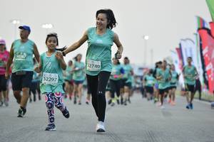 BIB: 2740
                            <button type="button" onclick="openModal(10522889)" class="btn btn-primary btn-sm float-right btn-popup" data-toggle="modal" data-target=".modal-high-quality">
                        <i class="fas fa-shopping-cart"></i> Add to Cart
                    </button>
                                            <button type="button" onclick="isThisMe(10522889, true)" class="btn btn-success btn-sm float-right btn-popup btn-isme hidden" data-toggle="tooltip" data-placement="bottom" title="นี่คือรูปของคุณใช่ไหม คลิกที่นี่เพื่อเอาเข้าอัลบั้ม">
                        <i class="fas fa-plus"></i> Add to album
                    </button>
                    <button type="button" onclick="isThisMe(10522889, false)" class="btn btn-warning btn-sm float-right btn-popup btn-isnotme hidden">
                        <i class="fas fa-ban"></i> Remove from album
                    </button>