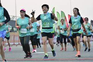 BIB: 72327, 72326, 51111, 185
                            <button type="button" onclick="openModal(10523423)" class="btn btn-primary btn-sm float-right btn-popup" data-toggle="modal" data-target=".modal-high-quality">
                        <i class="fas fa-shopping-cart"></i> Add to Cart
                    </button>
                                            <button type="button" onclick="isThisMe(10523423, true)" class="btn btn-success btn-sm float-right btn-popup btn-isme hidden" data-toggle="tooltip" data-placement="bottom" title="นี่คือรูปของคุณใช่ไหม คลิกที่นี่เพื่อเอาเข้าอัลบั้ม">
                        <i class="fas fa-plus"></i> Add to album
                    </button>
                    <button type="button" onclick="isThisMe(10523423, false)" class="btn btn-warning btn-sm float-right btn-popup btn-isnotme hidden">
                        <i class="fas fa-ban"></i> Remove from album
                    </button>