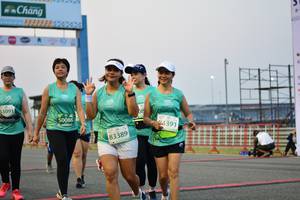 BIB: 53091, 50086, 83391, 83389
                            <button type="button" onclick="openModal(10487228)" class="btn btn-primary btn-sm float-right btn-popup" data-toggle="modal" data-target=".modal-high-quality">
                        <i class="fas fa-shopping-cart"></i> Add to Cart
                    </button>
                                            <button type="button" onclick="isThisMe(10487228, true)" class="btn btn-success btn-sm float-right btn-popup btn-isme hidden" data-toggle="tooltip" data-placement="bottom" title="นี่คือรูปของคุณใช่ไหม คลิกที่นี่เพื่อเอาเข้าอัลบั้ม">
                        <i class="fas fa-plus"></i> Add to album
                    </button>
                    <button type="button" onclick="isThisMe(10487228, false)" class="btn btn-warning btn-sm float-right btn-popup btn-isnotme hidden">
                        <i class="fas fa-ban"></i> Remove from album
                    </button>