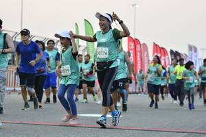 BIB: 50776, 0539
                            <button type="button" onclick="openModal(10522724)" class="btn btn-primary btn-sm float-right btn-popup" data-toggle="modal" data-target=".modal-high-quality">
                        <i class="fas fa-shopping-cart"></i> Add to Cart
                    </button>
                                            <button type="button" onclick="isThisMe(10522724, true)" class="btn btn-success btn-sm float-right btn-popup btn-isme hidden" data-toggle="tooltip" data-placement="bottom" title="นี่คือรูปของคุณใช่ไหม คลิกที่นี่เพื่อเอาเข้าอัลบั้ม">
                        <i class="fas fa-plus"></i> Add to album
                    </button>
                    <button type="button" onclick="isThisMe(10522724, false)" class="btn btn-warning btn-sm float-right btn-popup btn-isnotme hidden">
                        <i class="fas fa-ban"></i> Remove from album
                    </button>