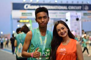 BIB: 1424, 3888
                            <button type="button" onclick="openModal(10490198)" class="btn btn-primary btn-sm float-right btn-popup" data-toggle="modal" data-target=".modal-high-quality">
                        <i class="fas fa-shopping-cart"></i> Add to Cart
                    </button>
                                            <button type="button" onclick="isThisMe(10490198, true)" class="btn btn-success btn-sm float-right btn-popup btn-isme hidden" data-toggle="tooltip" data-placement="bottom" title="นี่คือรูปของคุณใช่ไหม คลิกที่นี่เพื่อเอาเข้าอัลบั้ม">
                        <i class="fas fa-plus"></i> Add to album
                    </button>
                    <button type="button" onclick="isThisMe(10490198, false)" class="btn btn-warning btn-sm float-right btn-popup btn-isnotme hidden">
                        <i class="fas fa-ban"></i> Remove from album
                    </button>