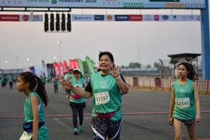 BIB: 202, 51357, 52345
                            <button type="button" onclick="openModal(10487688)" class="btn btn-primary btn-sm float-right btn-popup" data-toggle="modal" data-target=".modal-high-quality">
                        <i class="fas fa-shopping-cart"></i> Add to Cart
                    </button>
                                            <button type="button" onclick="isThisMe(10487688, true)" class="btn btn-success btn-sm float-right btn-popup btn-isme hidden" data-toggle="tooltip" data-placement="bottom" title="นี่คือรูปของคุณใช่ไหม คลิกที่นี่เพื่อเอาเข้าอัลบั้ม">
                        <i class="fas fa-plus"></i> Add to album
                    </button>
                    <button type="button" onclick="isThisMe(10487688, false)" class="btn btn-warning btn-sm float-right btn-popup btn-isnotme hidden">
                        <i class="fas fa-ban"></i> Remove from album
                    </button>