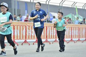 BIB: 53027, 51266, 51619
                            <button type="button" onclick="openModal(10525171)" class="btn btn-primary btn-sm float-right btn-popup" data-toggle="modal" data-target=".modal-high-quality">
                        <i class="fas fa-shopping-cart"></i> Add to Cart
                    </button>
                                            <button type="button" onclick="isThisMe(10525171, true)" class="btn btn-success btn-sm float-right btn-popup btn-isme hidden" data-toggle="tooltip" data-placement="bottom" title="นี่คือรูปของคุณใช่ไหม คลิกที่นี่เพื่อเอาเข้าอัลบั้ม">
                        <i class="fas fa-plus"></i> Add to album
                    </button>
                    <button type="button" onclick="isThisMe(10525171, false)" class="btn btn-warning btn-sm float-right btn-popup btn-isnotme hidden">
                        <i class="fas fa-ban"></i> Remove from album
                    </button>