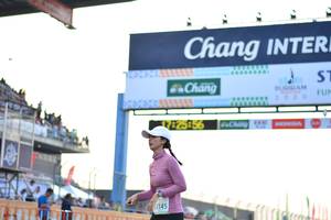 BIB: 742556, 1145
                            <button type="button" onclick="openModal(10482538)" class="btn btn-primary btn-sm float-right btn-popup" data-toggle="modal" data-target=".modal-high-quality">
                        <i class="fas fa-shopping-cart"></i> Add to Cart
                    </button>
                                            <button type="button" onclick="isThisMe(10482538, true)" class="btn btn-success btn-sm float-right btn-popup btn-isme hidden" data-toggle="tooltip" data-placement="bottom" title="นี่คือรูปของคุณใช่ไหม คลิกที่นี่เพื่อเอาเข้าอัลบั้ม">
                        <i class="fas fa-plus"></i> Add to album
                    </button>
                    <button type="button" onclick="isThisMe(10482538, false)" class="btn btn-warning btn-sm float-right btn-popup btn-isnotme hidden">
                        <i class="fas fa-ban"></i> Remove from album
                    </button>