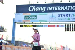 BIB: 172556, 1145
                            <button type="button" onclick="openModal(10482500)" class="btn btn-primary btn-sm float-right btn-popup" data-toggle="modal" data-target=".modal-high-quality">
                        <i class="fas fa-shopping-cart"></i> Add to Cart
                    </button>
                                            <button type="button" onclick="isThisMe(10482500, true)" class="btn btn-success btn-sm float-right btn-popup btn-isme hidden" data-toggle="tooltip" data-placement="bottom" title="นี่คือรูปของคุณใช่ไหม คลิกที่นี่เพื่อเอาเข้าอัลบั้ม">
                        <i class="fas fa-plus"></i> Add to album
                    </button>
                    <button type="button" onclick="isThisMe(10482500, false)" class="btn btn-warning btn-sm float-right btn-popup btn-isnotme hidden">
                        <i class="fas fa-ban"></i> Remove from album
                    </button>