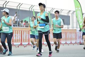 BIB: 51001
                            <button type="button" onclick="openModal(10524725)" class="btn btn-primary btn-sm float-right btn-popup" data-toggle="modal" data-target=".modal-high-quality">
                        <i class="fas fa-shopping-cart"></i> Add to Cart
                    </button>
                                            <button type="button" onclick="isThisMe(10524725, true)" class="btn btn-success btn-sm float-right btn-popup btn-isme hidden" data-toggle="tooltip" data-placement="bottom" title="นี่คือรูปของคุณใช่ไหม คลิกที่นี่เพื่อเอาเข้าอัลบั้ม">
                        <i class="fas fa-plus"></i> Add to album
                    </button>
                    <button type="button" onclick="isThisMe(10524725, false)" class="btn btn-warning btn-sm float-right btn-popup btn-isnotme hidden">
                        <i class="fas fa-ban"></i> Remove from album
                    </button>