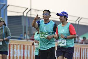 BIB: 80660, 80661, 5313
                            <button type="button" onclick="openModal(10517549)" class="btn btn-primary btn-sm float-right btn-popup" data-toggle="modal" data-target=".modal-high-quality">
                        <i class="fas fa-shopping-cart"></i> Add to Cart
                    </button>
                                            <button type="button" onclick="isThisMe(10517549, true)" class="btn btn-success btn-sm float-right btn-popup btn-isme hidden" data-toggle="tooltip" data-placement="bottom" title="นี่คือรูปของคุณใช่ไหม คลิกที่นี่เพื่อเอาเข้าอัลบั้ม">
                        <i class="fas fa-plus"></i> Add to album
                    </button>
                    <button type="button" onclick="isThisMe(10517549, false)" class="btn btn-warning btn-sm float-right btn-popup btn-isnotme hidden">
                        <i class="fas fa-ban"></i> Remove from album
                    </button>