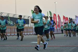 BIB: 
                            <button type="button" onclick="openModal(10518275)" class="btn btn-primary btn-sm float-right btn-popup" data-toggle="modal" data-target=".modal-high-quality">
                        <i class="fas fa-shopping-cart"></i> Add to Cart
                    </button>
                                            <button type="button" onclick="isThisMe(10518275, true)" class="btn btn-success btn-sm float-right btn-popup btn-isme hidden" data-toggle="tooltip" data-placement="bottom" title="นี่คือรูปของคุณใช่ไหม คลิกที่นี่เพื่อเอาเข้าอัลบั้ม">
                        <i class="fas fa-plus"></i> Add to album
                    </button>
                    <button type="button" onclick="isThisMe(10518275, false)" class="btn btn-warning btn-sm float-right btn-popup btn-isnotme hidden">
                        <i class="fas fa-ban"></i> Remove from album
                    </button>