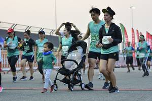 BIB: 5032, 506, 2882, 10294, 52875, 531
                            <button type="button" onclick="openModal(10519274)" class="btn btn-primary btn-sm float-right btn-popup" data-toggle="modal" data-target=".modal-high-quality">
                        <i class="fas fa-shopping-cart"></i> Add to Cart
                    </button>
                                            <button type="button" onclick="isThisMe(10519274, true)" class="btn btn-success btn-sm float-right btn-popup btn-isme hidden" data-toggle="tooltip" data-placement="bottom" title="นี่คือรูปของคุณใช่ไหม คลิกที่นี่เพื่อเอาเข้าอัลบั้ม">
                        <i class="fas fa-plus"></i> Add to album
                    </button>
                    <button type="button" onclick="isThisMe(10519274, false)" class="btn btn-warning btn-sm float-right btn-popup btn-isnotme hidden">
                        <i class="fas fa-ban"></i> Remove from album
                    </button>