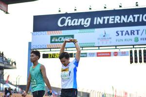 BIB: 53361, 322
                            <button type="button" onclick="openModal(10482673)" class="btn btn-primary btn-sm float-right btn-popup" data-toggle="modal" data-target=".modal-high-quality">
                        <i class="fas fa-shopping-cart"></i> Add to Cart
                    </button>
                                            <button type="button" onclick="isThisMe(10482673, true)" class="btn btn-success btn-sm float-right btn-popup btn-isme hidden" data-toggle="tooltip" data-placement="bottom" title="นี่คือรูปของคุณใช่ไหม คลิกที่นี่เพื่อเอาเข้าอัลบั้ม">
                        <i class="fas fa-plus"></i> Add to album
                    </button>
                    <button type="button" onclick="isThisMe(10482673, false)" class="btn btn-warning btn-sm float-right btn-popup btn-isnotme hidden">
                        <i class="fas fa-ban"></i> Remove from album
                    </button>