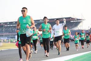 BIB: 5010, 51853, 50705, 0623
                            <button type="button" onclick="openModal(10570877)" class="btn btn-primary btn-sm float-right btn-popup" data-toggle="modal" data-target=".modal-high-quality">
                        <i class="fas fa-shopping-cart"></i> Add to Cart
                    </button>
                                            <button type="button" onclick="isThisMe(10570877, true)" class="btn btn-success btn-sm float-right btn-popup btn-isme hidden" data-toggle="tooltip" data-placement="bottom" title="นี่คือรูปของคุณใช่ไหม คลิกที่นี่เพื่อเอาเข้าอัลบั้ม">
                        <i class="fas fa-plus"></i> Add to album
                    </button>
                    <button type="button" onclick="isThisMe(10570877, false)" class="btn btn-warning btn-sm float-right btn-popup btn-isnotme hidden">
                        <i class="fas fa-ban"></i> Remove from album
                    </button>