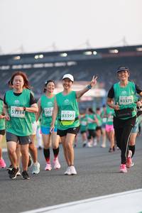 BIB: 83375, 83391
                            <button type="button" onclick="openModal(10571522)" class="btn btn-primary btn-sm float-right btn-popup" data-toggle="modal" data-target=".modal-high-quality">
                        <i class="fas fa-shopping-cart"></i> Add to Cart
                    </button>
                                            <button type="button" onclick="isThisMe(10571522, true)" class="btn btn-success btn-sm float-right btn-popup btn-isme hidden" data-toggle="tooltip" data-placement="bottom" title="นี่คือรูปของคุณใช่ไหม คลิกที่นี่เพื่อเอาเข้าอัลบั้ม">
                        <i class="fas fa-plus"></i> Add to album
                    </button>
                    <button type="button" onclick="isThisMe(10571522, false)" class="btn btn-warning btn-sm float-right btn-popup btn-isnotme hidden">
                        <i class="fas fa-ban"></i> Remove from album
                    </button>