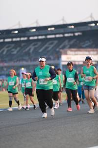 BIB: 1037, 53360
                            <button type="button" onclick="openModal(10571507)" class="btn btn-primary btn-sm float-right btn-popup" data-toggle="modal" data-target=".modal-high-quality">
                        <i class="fas fa-shopping-cart"></i> Add to Cart
                    </button>
                                            <button type="button" onclick="isThisMe(10571507, true)" class="btn btn-success btn-sm float-right btn-popup btn-isme hidden" data-toggle="tooltip" data-placement="bottom" title="นี่คือรูปของคุณใช่ไหม คลิกที่นี่เพื่อเอาเข้าอัลบั้ม">
                        <i class="fas fa-plus"></i> Add to album
                    </button>
                    <button type="button" onclick="isThisMe(10571507, false)" class="btn btn-warning btn-sm float-right btn-popup btn-isnotme hidden">
                        <i class="fas fa-ban"></i> Remove from album
                    </button>