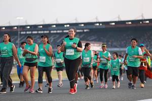 BIB: 53417, 51347, 53418, 1142, 50362, 0921, 0049
                            <button type="button" onclick="openModal(10570138)" class="btn btn-primary btn-sm float-right btn-popup" data-toggle="modal" data-target=".modal-high-quality">
                        <i class="fas fa-shopping-cart"></i> Add to Cart
                    </button>
                                            <button type="button" onclick="isThisMe(10570138, true)" class="btn btn-success btn-sm float-right btn-popup btn-isme hidden" data-toggle="tooltip" data-placement="bottom" title="นี่คือรูปของคุณใช่ไหม คลิกที่นี่เพื่อเอาเข้าอัลบั้ม">
                        <i class="fas fa-plus"></i> Add to album
                    </button>
                    <button type="button" onclick="isThisMe(10570138, false)" class="btn btn-warning btn-sm float-right btn-popup btn-isnotme hidden">
                        <i class="fas fa-ban"></i> Remove from album
                    </button>