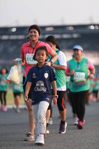 BIB: 512, 53227
                            <button type="button" onclick="openModal(10569869)" class="btn btn-primary btn-sm float-right btn-popup" data-toggle="modal" data-target=".modal-high-quality">
                        <i class="fas fa-shopping-cart"></i> Add to Cart
                    </button>
                                            <button type="button" onclick="isThisMe(10569869, true)" class="btn btn-success btn-sm float-right btn-popup btn-isme hidden" data-toggle="tooltip" data-placement="bottom" title="นี่คือรูปของคุณใช่ไหม คลิกที่นี่เพื่อเอาเข้าอัลบั้ม">
                        <i class="fas fa-plus"></i> Add to album
                    </button>
                    <button type="button" onclick="isThisMe(10569869, false)" class="btn btn-warning btn-sm float-right btn-popup btn-isnotme hidden">
                        <i class="fas fa-ban"></i> Remove from album
                    </button>