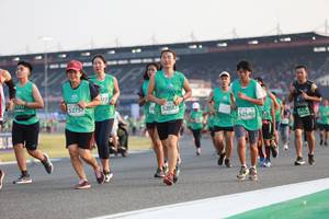 BIB: 51711, 52757, 52887, 52540, 1912
                            <button type="button" onclick="openModal(10571022)" class="btn btn-primary btn-sm float-right btn-popup" data-toggle="modal" data-target=".modal-high-quality">
                        <i class="fas fa-shopping-cart"></i> Add to Cart
                    </button>
                                            <button type="button" onclick="isThisMe(10571022, true)" class="btn btn-success btn-sm float-right btn-popup btn-isme hidden" data-toggle="tooltip" data-placement="bottom" title="นี่คือรูปของคุณใช่ไหม คลิกที่นี่เพื่อเอาเข้าอัลบั้ม">
                        <i class="fas fa-plus"></i> Add to album
                    </button>
                    <button type="button" onclick="isThisMe(10571022, false)" class="btn btn-warning btn-sm float-right btn-popup btn-isnotme hidden">
                        <i class="fas fa-ban"></i> Remove from album
                    </button>